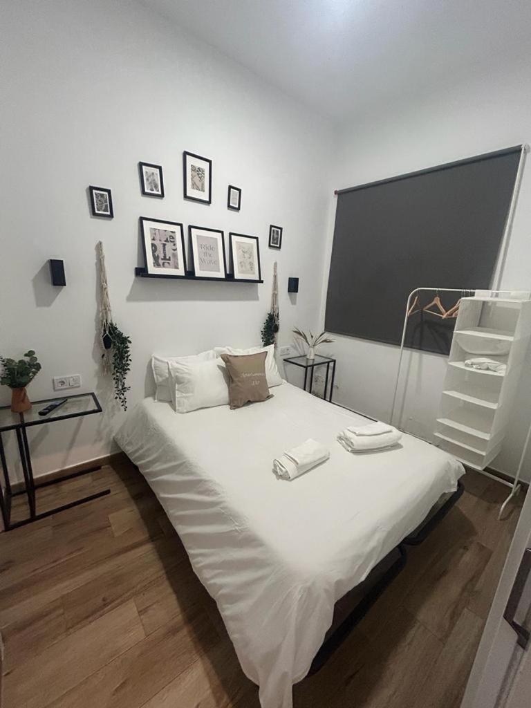 בנידורם Apartamentos Pino מראה חיצוני תמונה